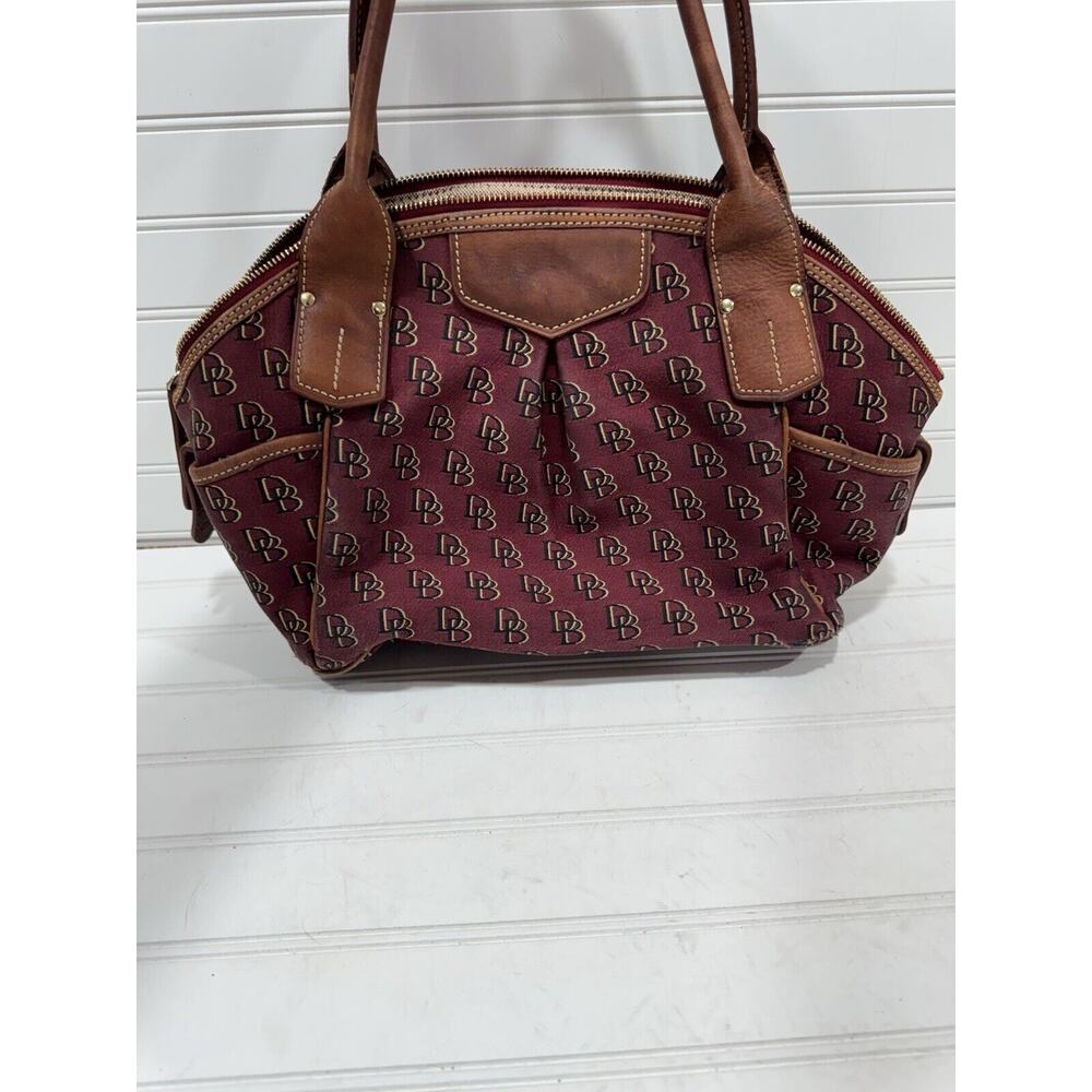 Authentic Dooney & Bourke Women's Red Gold Luxury Shoulder Bag - Picture 2 of 13